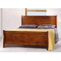 Rustikální dřevěná postel